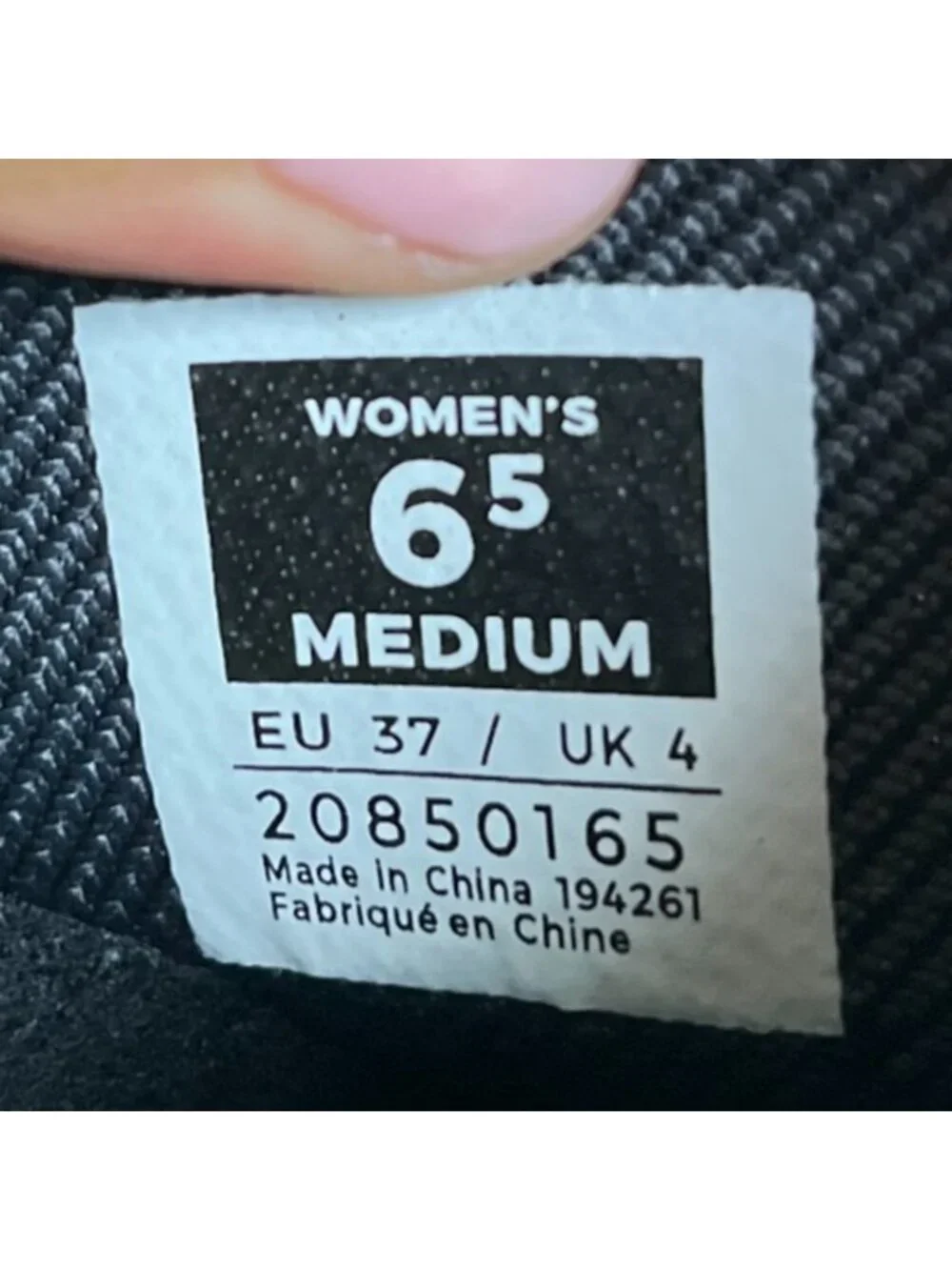 Kuru Atom Womens Size 6.5 Black White Athletic Walking Slip On Shoes Sneakers